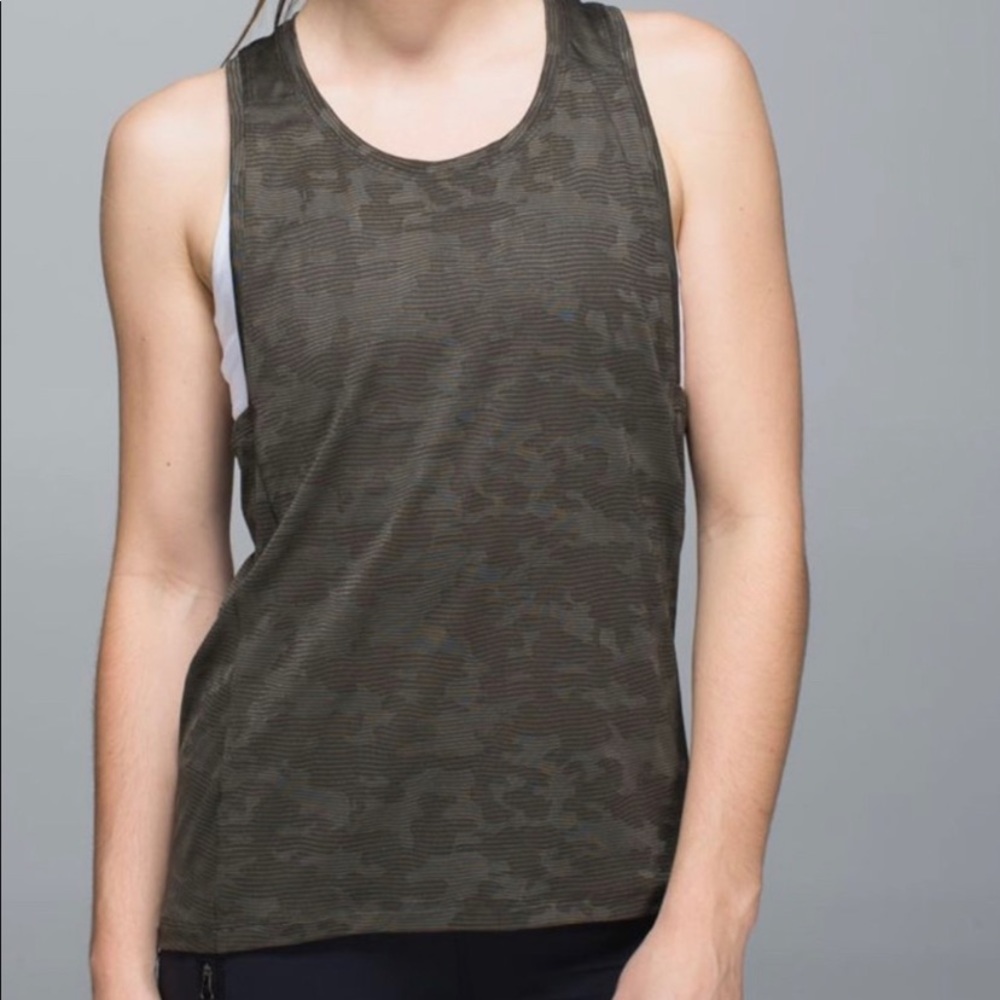 Lululemon Run For Days Deep Camo Tank